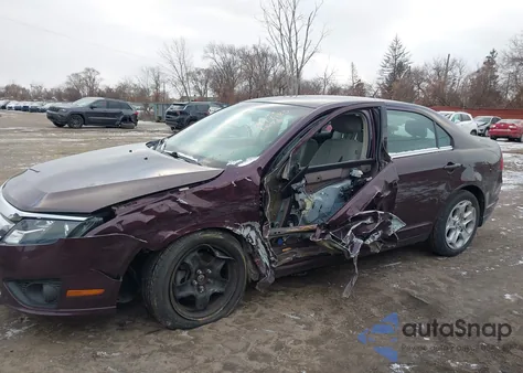 2011 Ford Fusion Se from USA, damaged, VIN 3FAHP0HA8BR317528